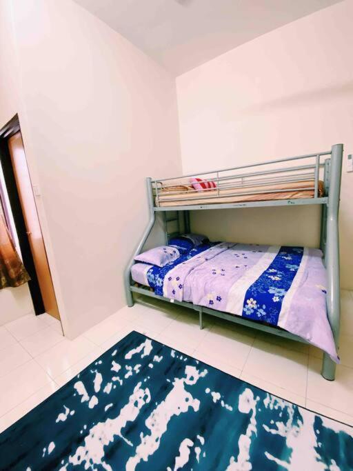 Spacious Cozy Lakeville Homestay 4 Bedrooms All With Aircond Сери-Искандар Экстерьер фото